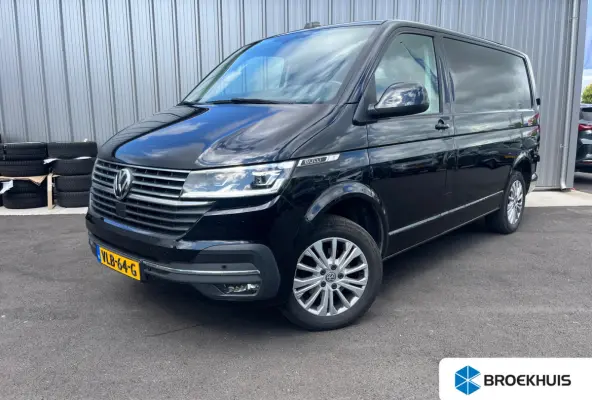 2.0 TDI L1H1 Bulli 150pk AUTO | Trekhaak | Achterdeuren | Passagiersstoel | Adaptive cruise | Navigatie | Verwarmde voorruit | 17" LMV