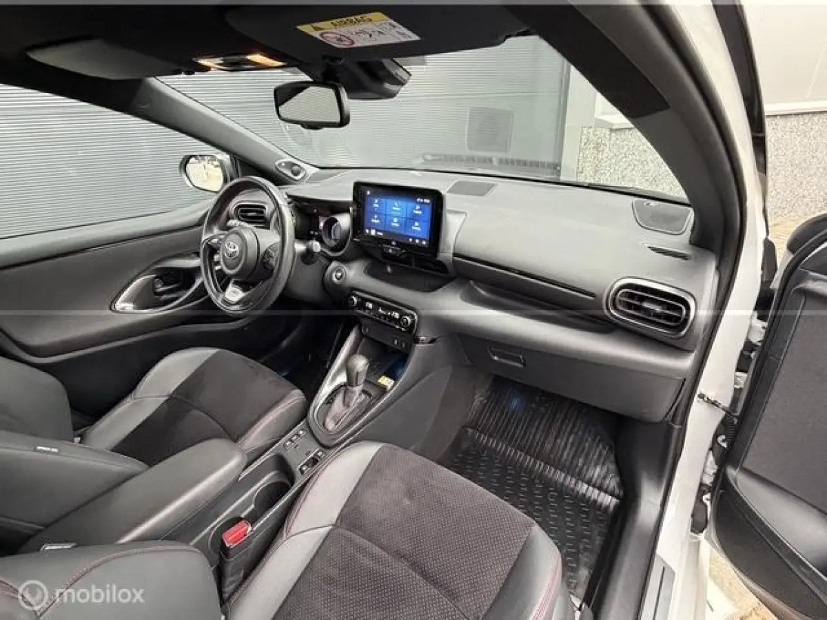 1.5 Hybrid Sport Apple carplay 1e Eig Dealer