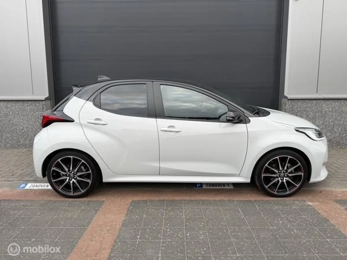 1.5 Hybrid Sport Apple carplay 1e Eig Dealer