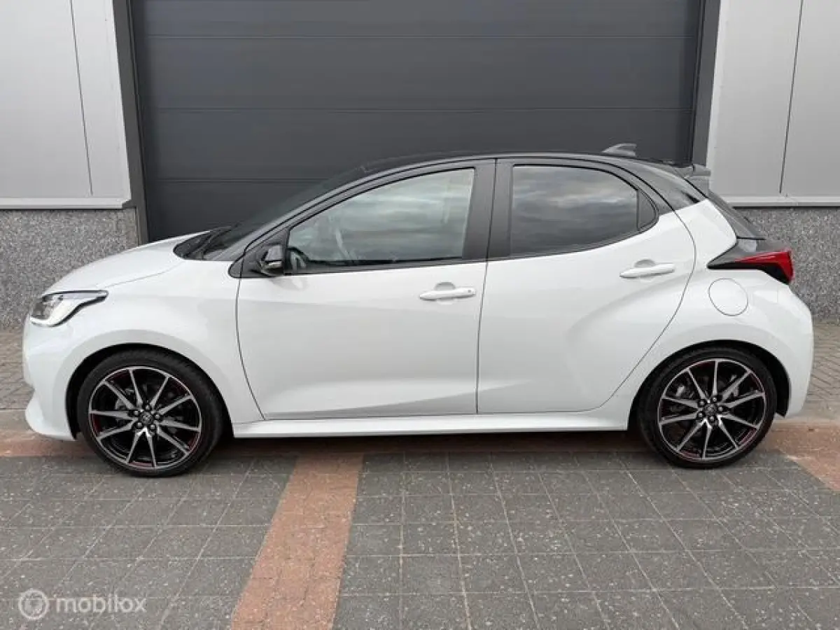 1.5 Hybrid Sport Apple carplay 1e Eig Dealer