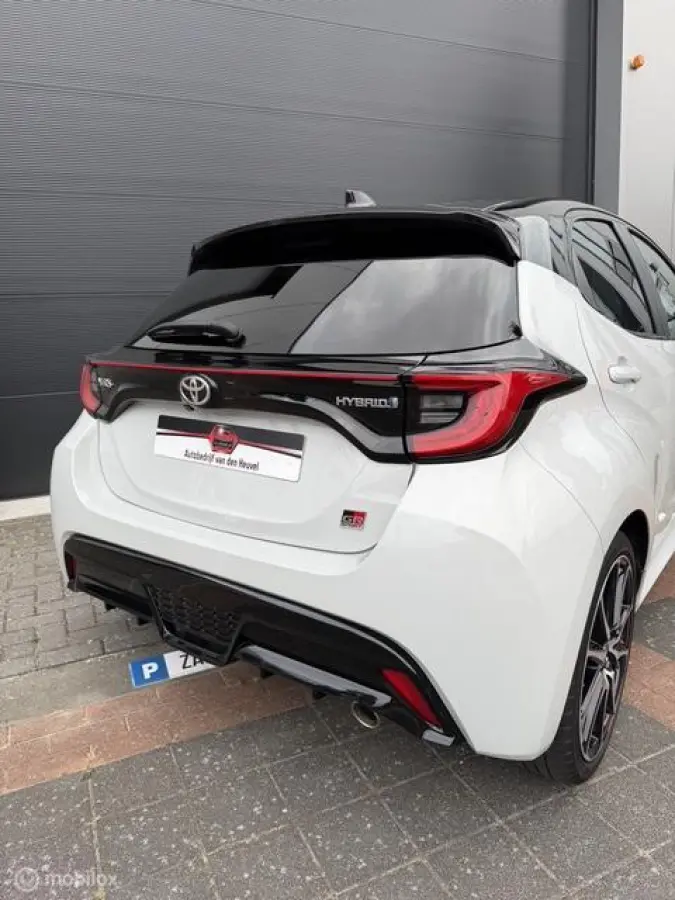 1.5 Hybrid Sport Apple carplay 1e Eig Dealer