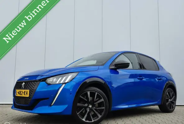 1.2 PURETECH GT PACK AUTOMAAT/FULL LED/KEYLESS/ADAPTIVE CRUISE/PARK ASSIST/CAMERA/CARPLAY