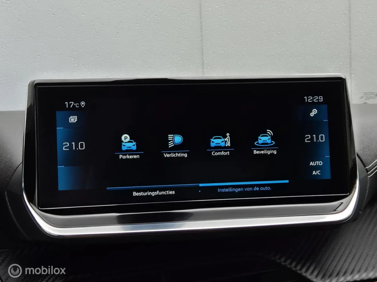 1.2 PURETECH GT PACK AUTOMAAT/FULL LED/KEYLESS/ADAPTIVE CRUISE/PARK ASSIST/CAMERA/CARPLAY