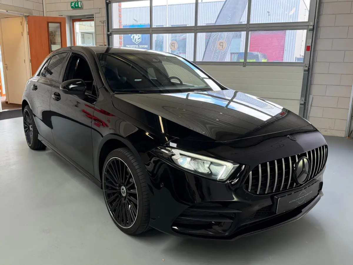 250 e AMG Night Edition Automaat, Navi, Carplay, Sfeer Verlichting, Trekhaak