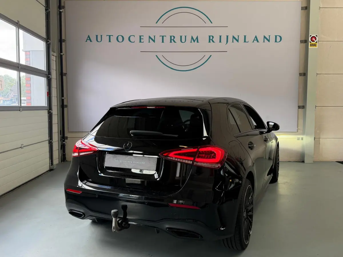 250 e AMG Night Edition Automaat, Navi, Carplay, Sfeer Verlichting, Trekhaak