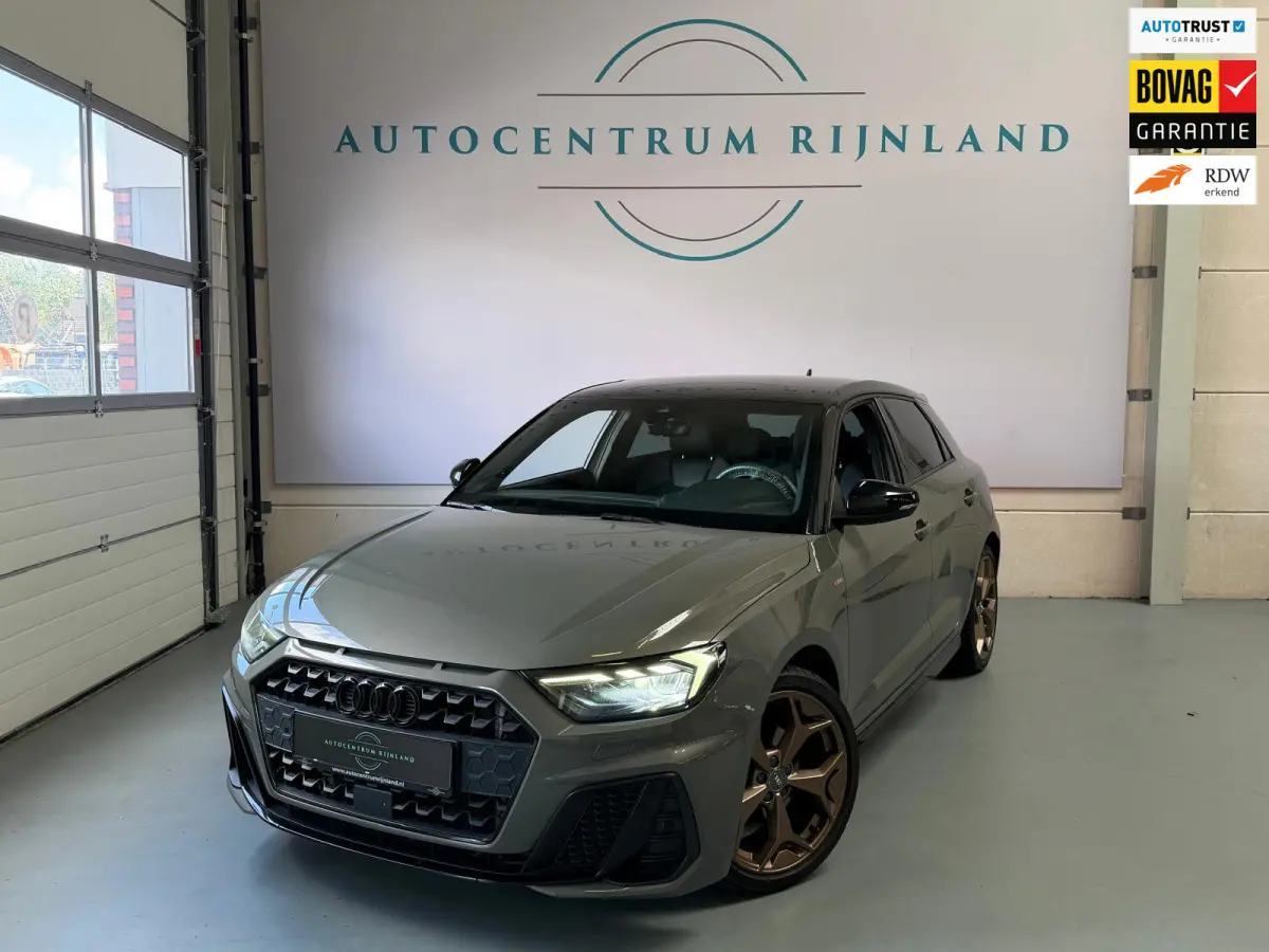 30 TFSI S Line edition one, Automaat, Carplay, Stoelverwarming