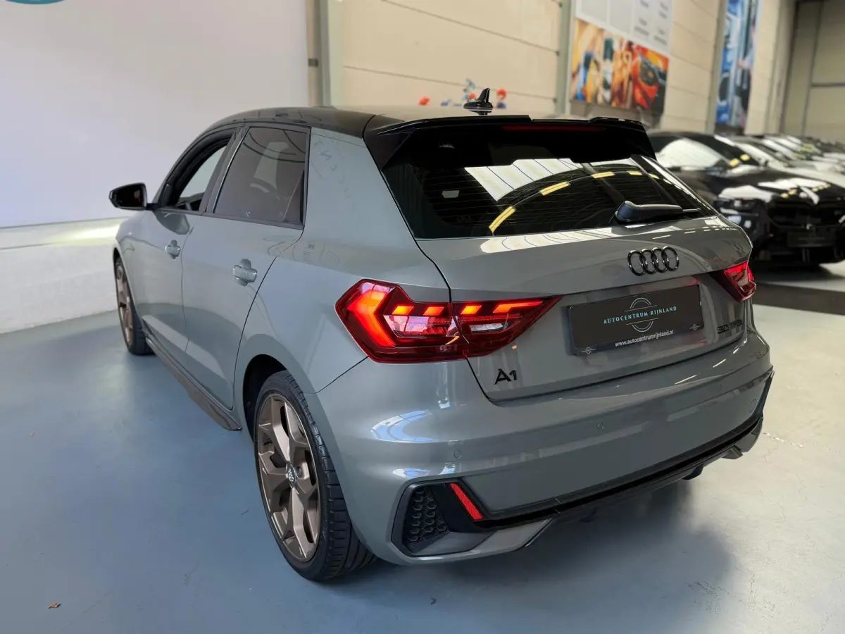 30 TFSI S Line edition one, Automaat, Carplay, Stoelverwarming