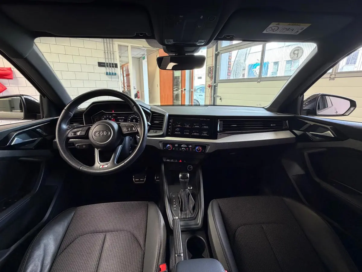30 TFSI S Line edition one, Automaat, Carplay, Stoelverwarming