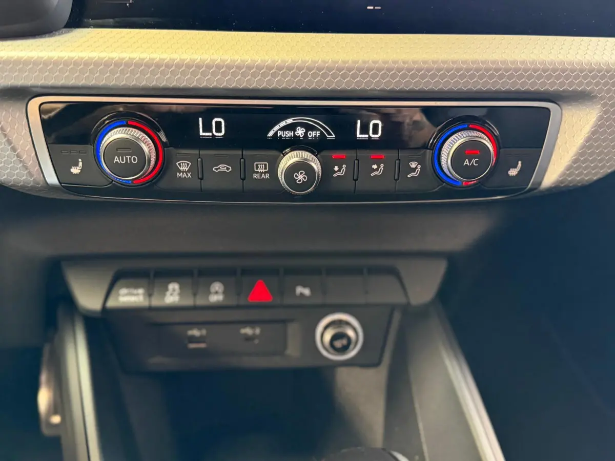 30 TFSI S Line edition one, Automaat, Carplay, Stoelverwarming