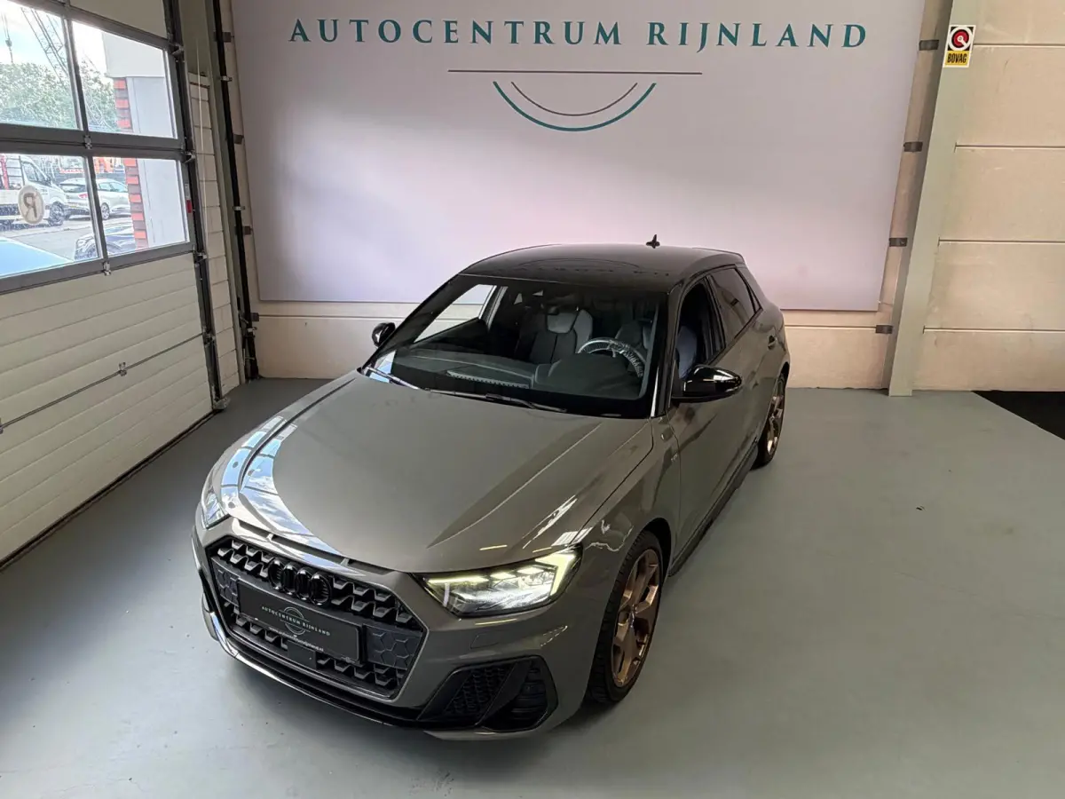 30 TFSI S Line edition one, Automaat, Carplay, Stoelverwarming