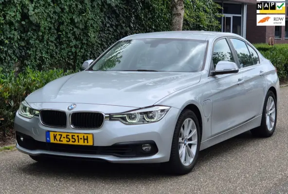 330e High Executive Apple CarPlay Nbt Evo Navigatie Pro NAP 2e Eigen