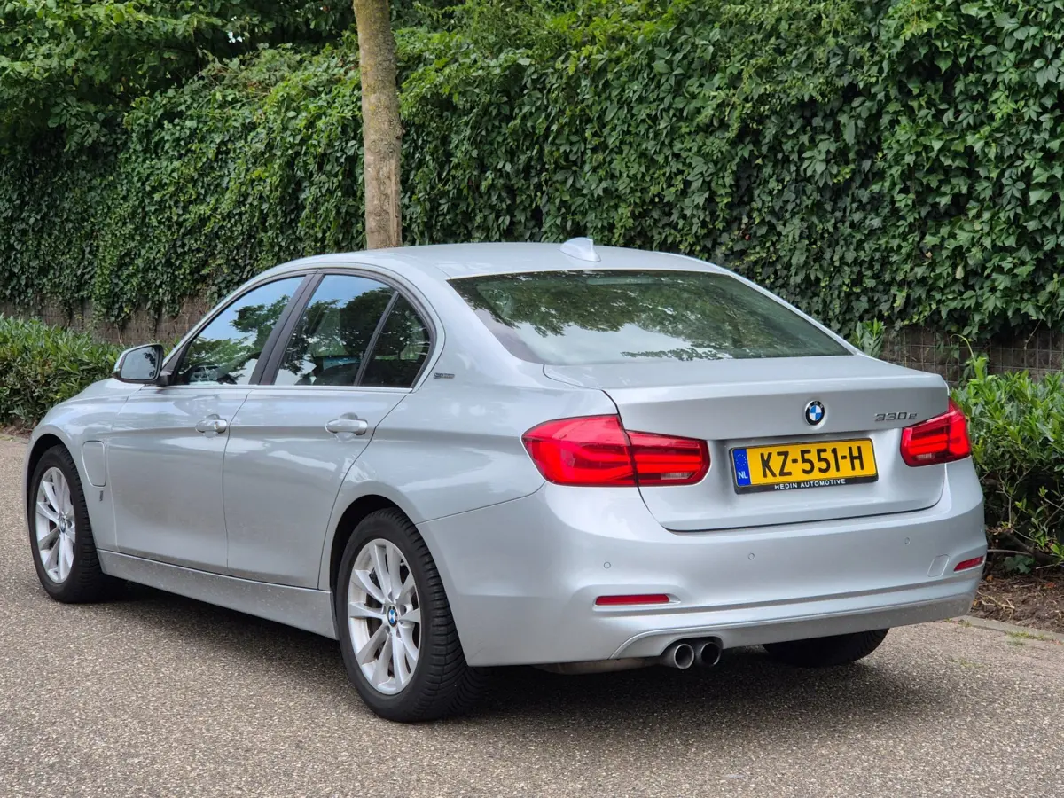 330e High Executive Apple CarPlay Nbt Evo Navigatie Pro NAP 2e Eigen