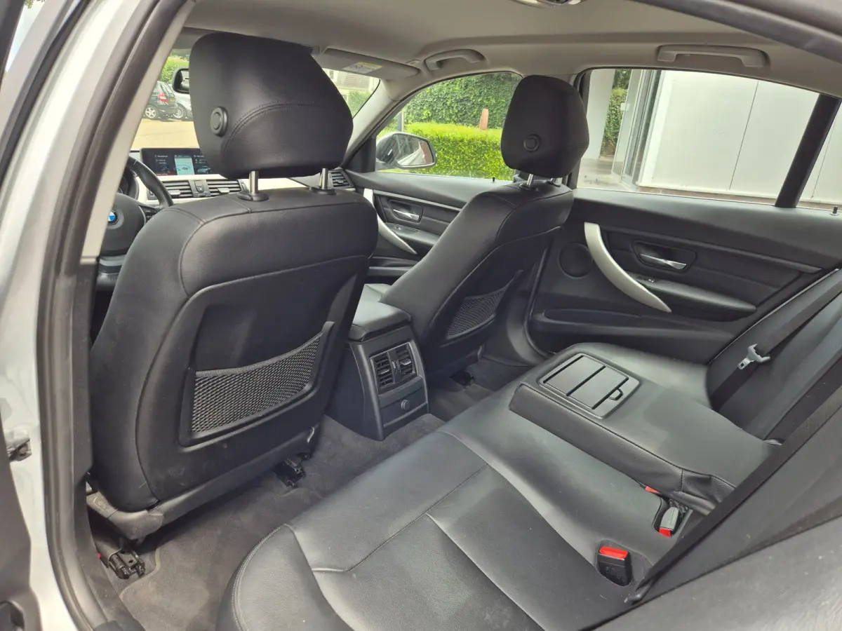 330e High Executive Apple CarPlay Nbt Evo Navigatie Pro NAP 2e Eigen