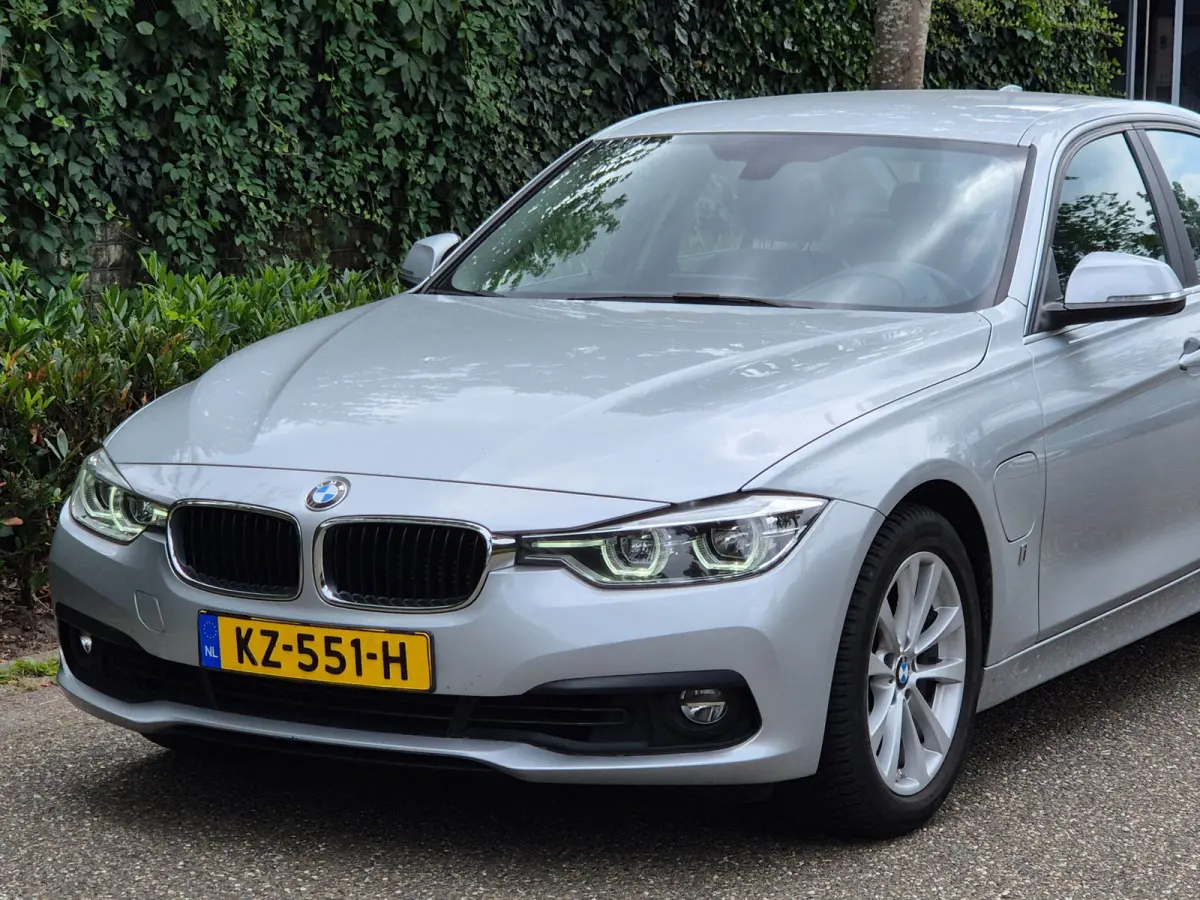330e High Executive Apple CarPlay Nbt Evo Navigatie Pro NAP 2e Eigen