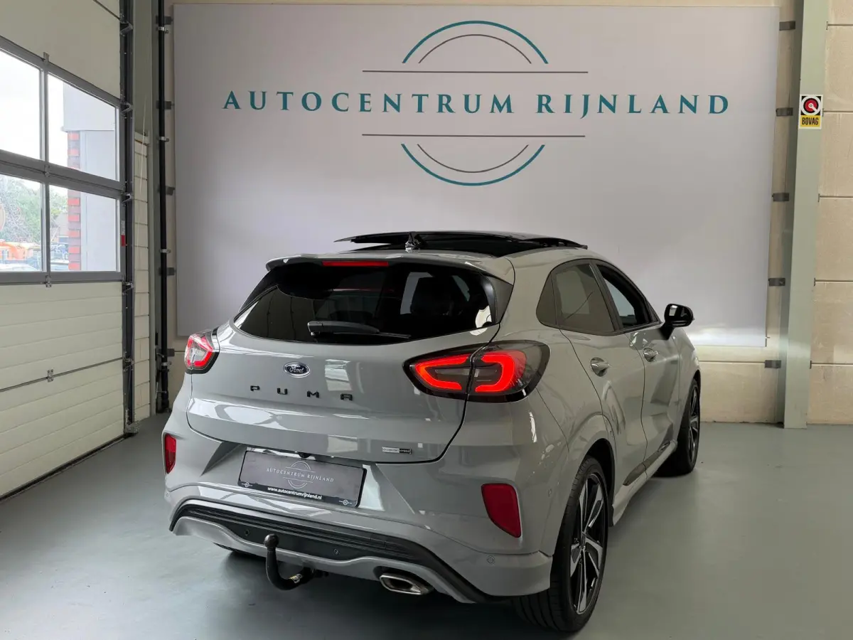 1.0 EcoBoost ST-Line X Vignale, 1 Jaar Bovag Garantie, Camera, Panoramadak, Leer, Trekhaak, Stoel/Stuurverwarming