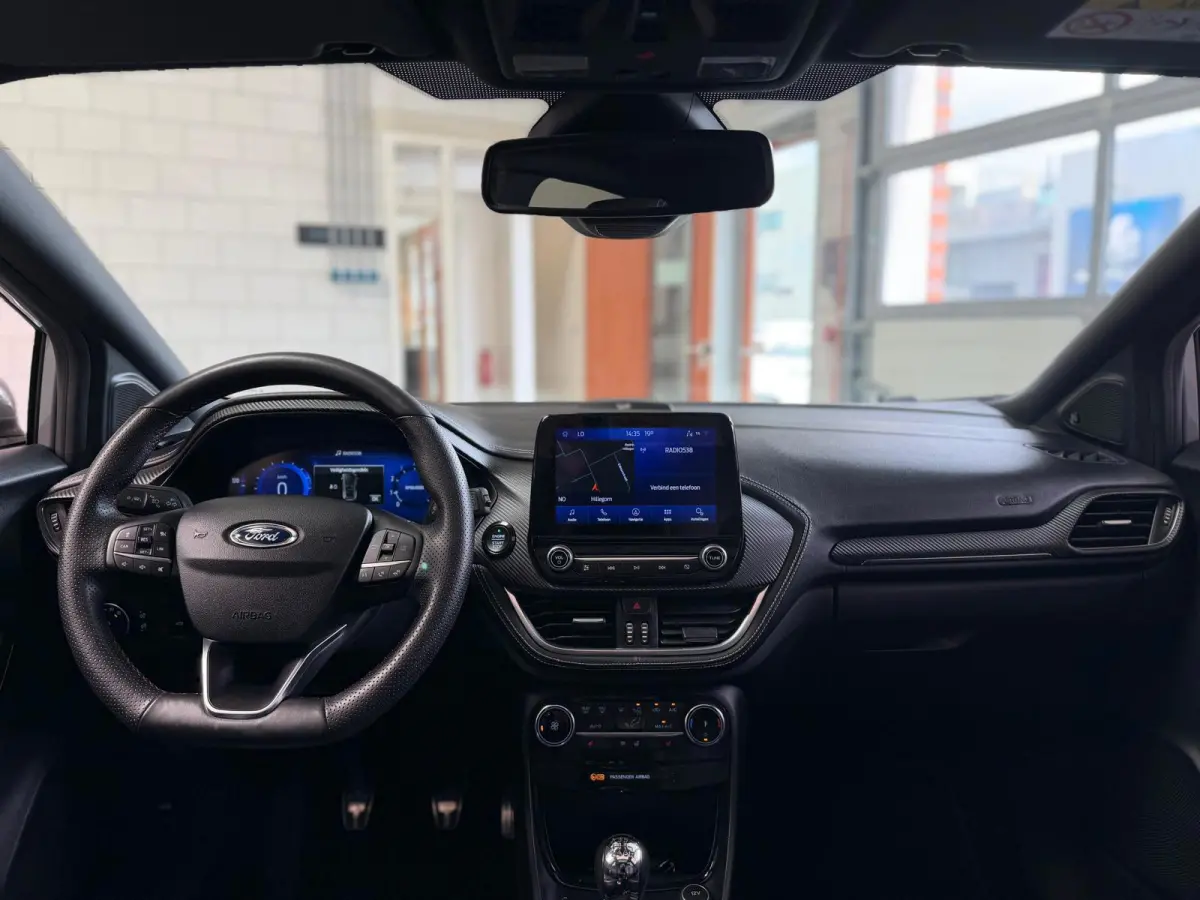 1.0 EcoBoost ST-Line X Vignale, 1 Jaar Bovag Garantie, Camera, Panoramadak, Leer, Trekhaak, Stoel/Stuurverwarming