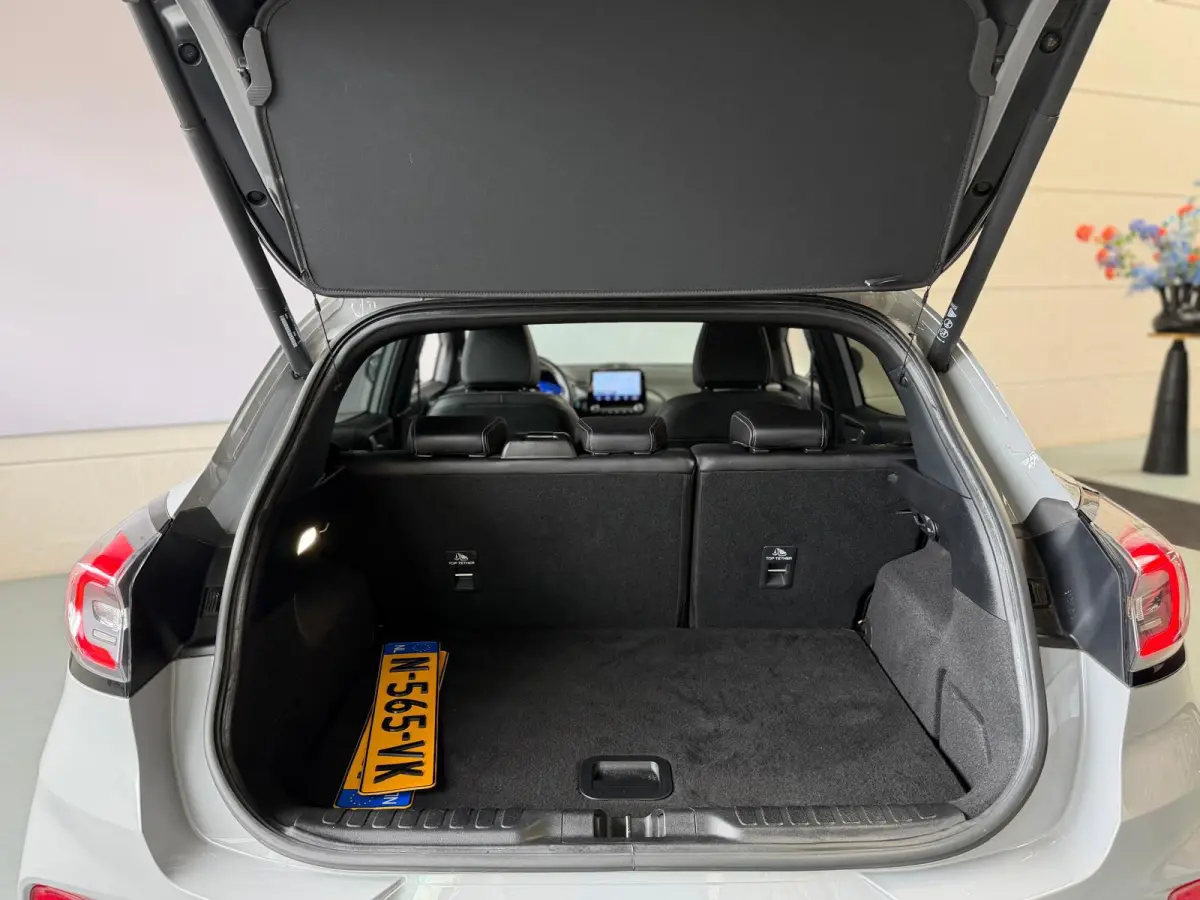 1.0 EcoBoost ST-Line X Vignale, 1 Jaar Bovag Garantie, Camera, Panoramadak, Leer, Trekhaak, Stoel/Stuurverwarming
