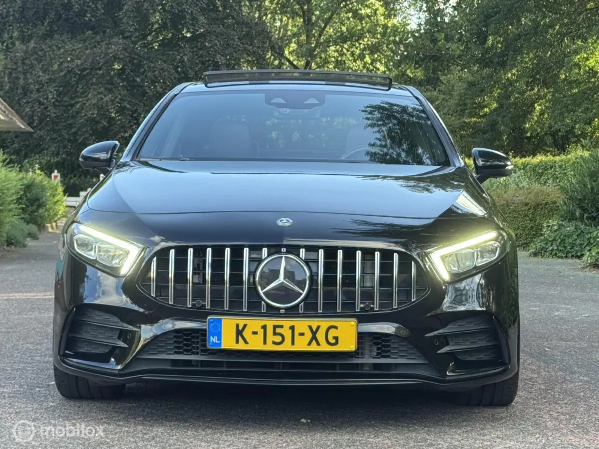AMG 35 4MATIC Premium Plus