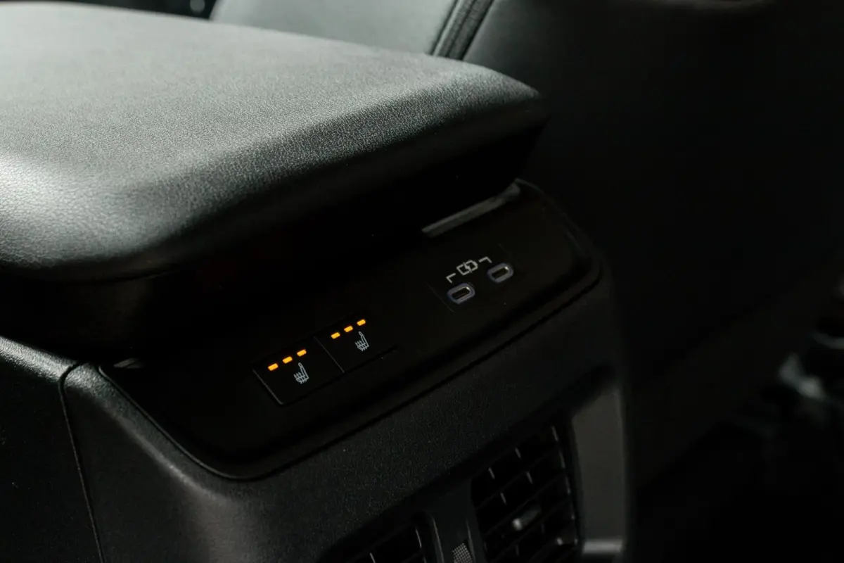 4E-xperience+ AWD 77 kWh | Safety Sense | 100% Elektrisch | Safe8 |