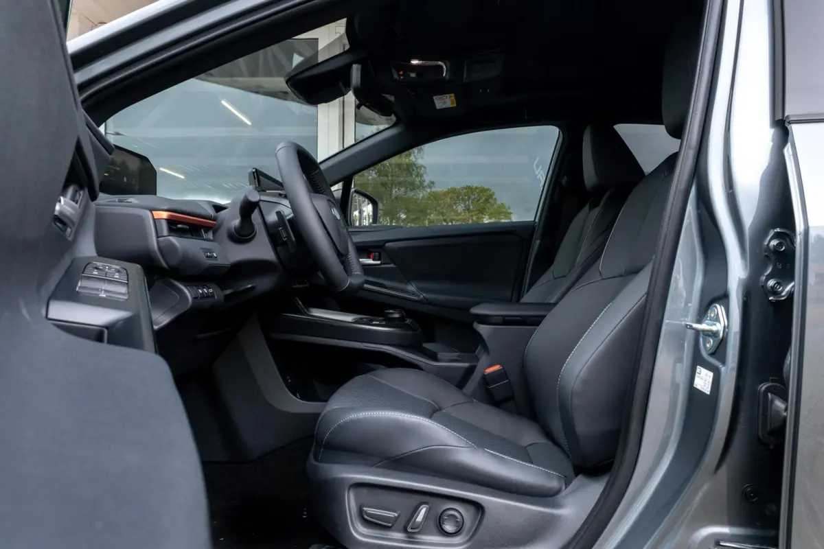 4E-xperience+ AWD 77 kWh | Safety Sense | 100% Elektrisch | Safe8 |
