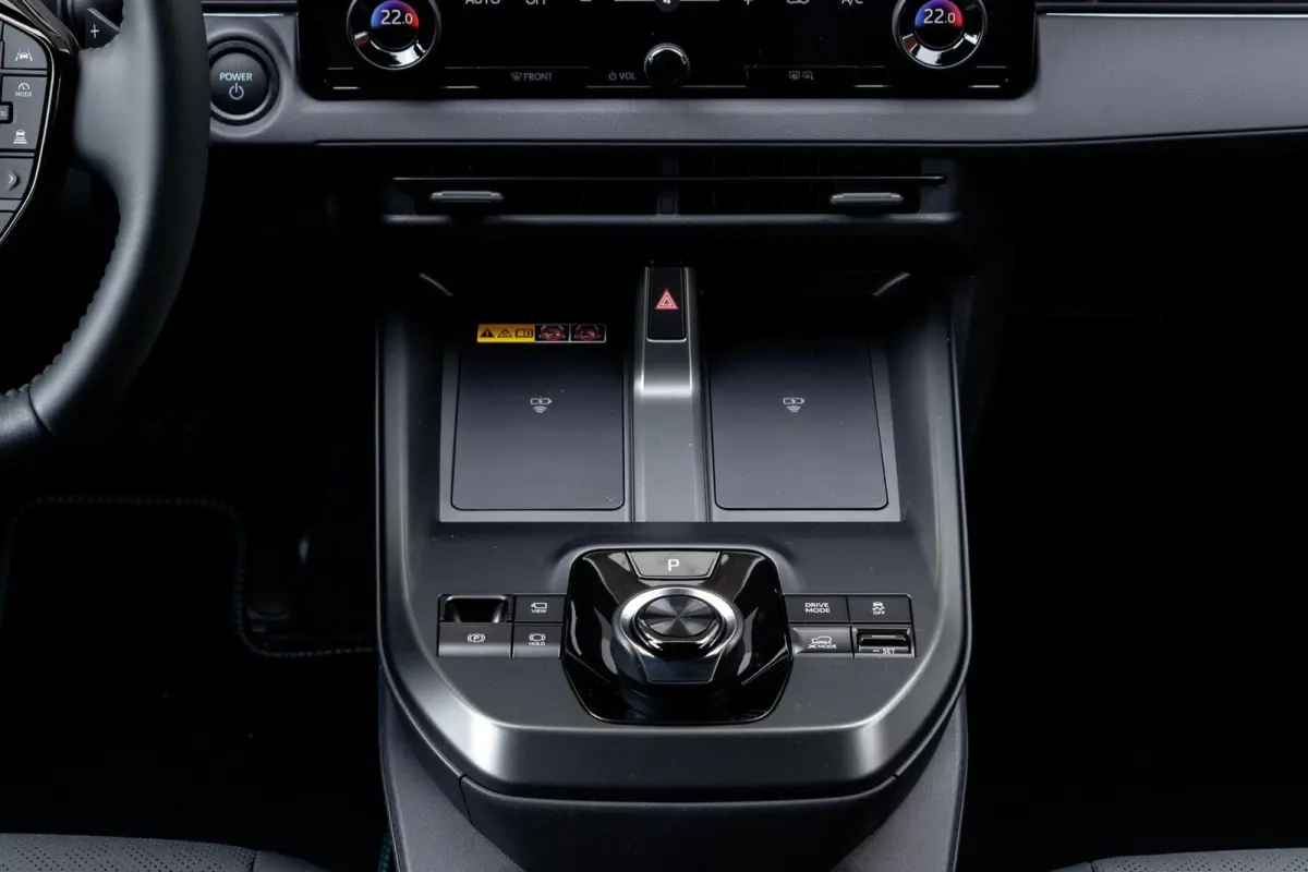 4E-xperience+ 74.7 kWh | Safety Sense | 100% Elektrisch | Safe8 |