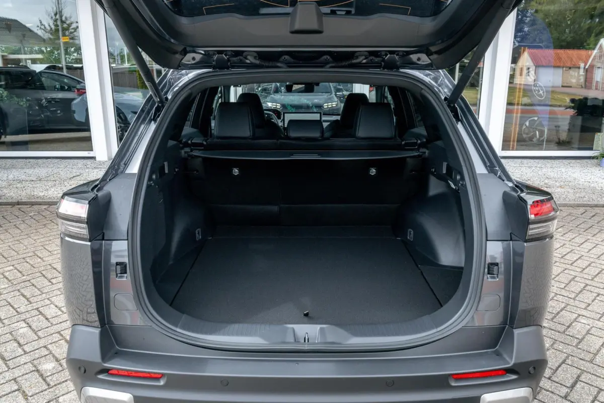 4E-xperience+ 74.7 kWh | Safety Sense | 100% Elektrisch | Safe8 |