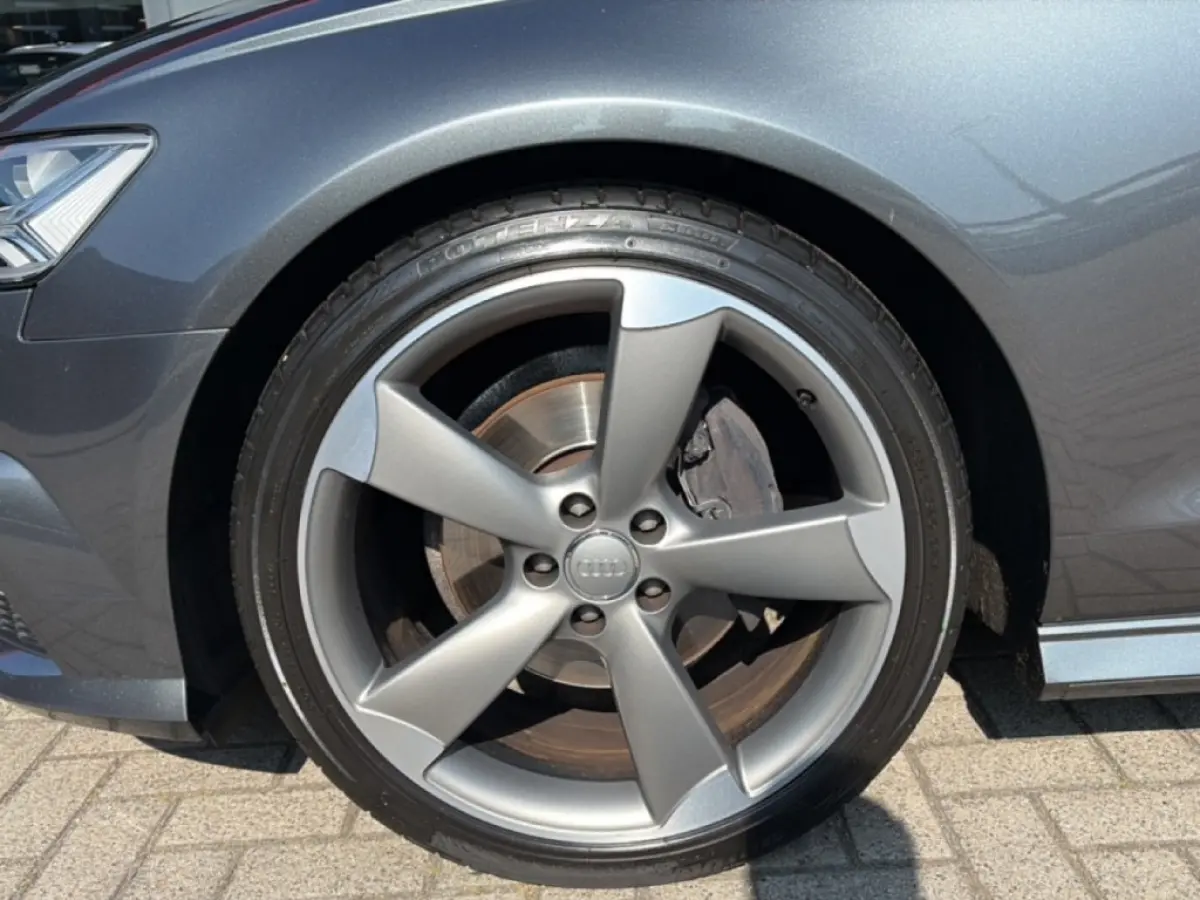 2.0 TDI ULTRA S-LINE PDC/ELEK-KLEP/CRUISE/LED/NAVI/ROTOR20INCH