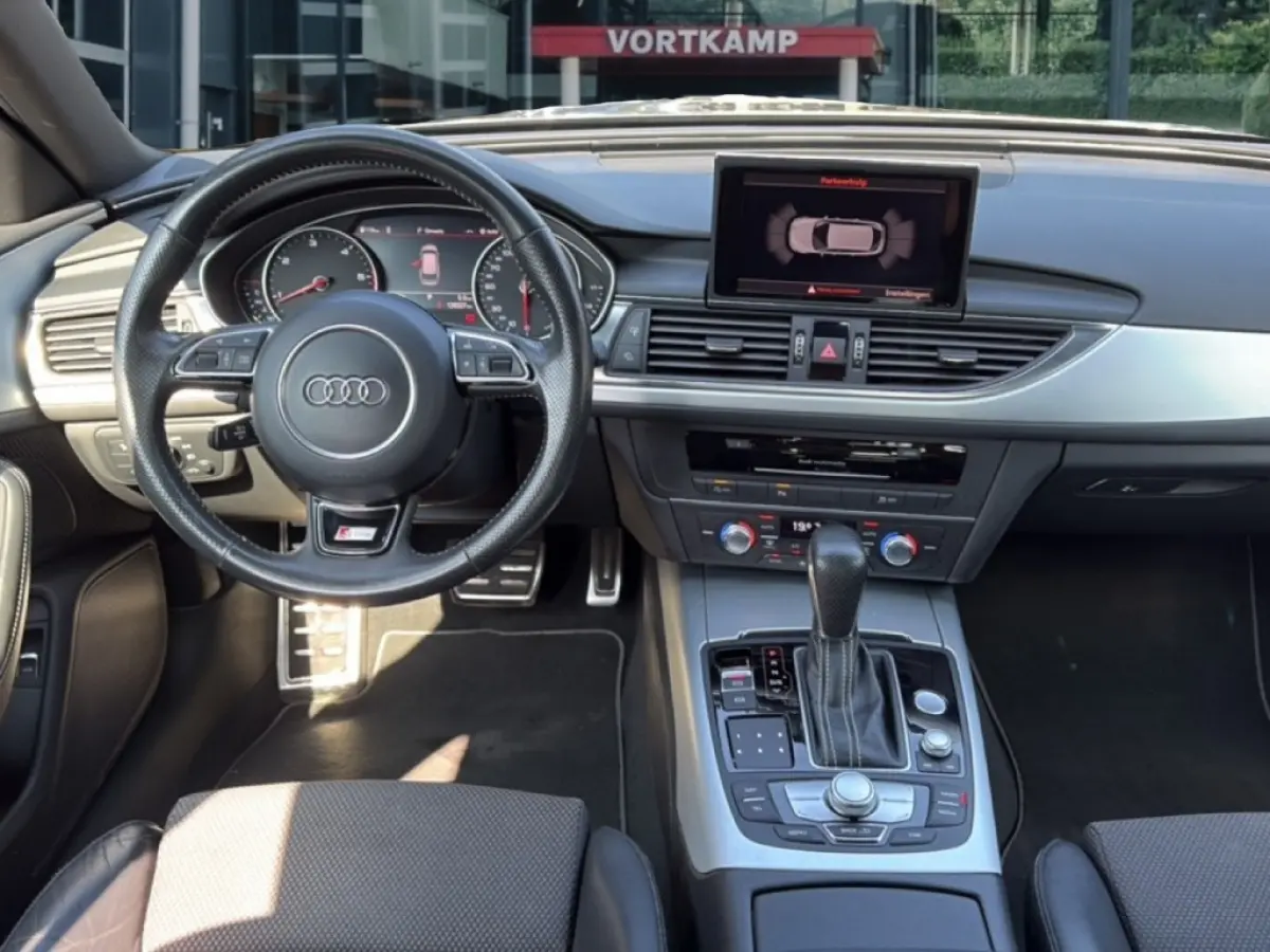 2.0 TDI ULTRA S-LINE PDC/ELEK-KLEP/CRUISE/LED/NAVI/ROTOR20INCH