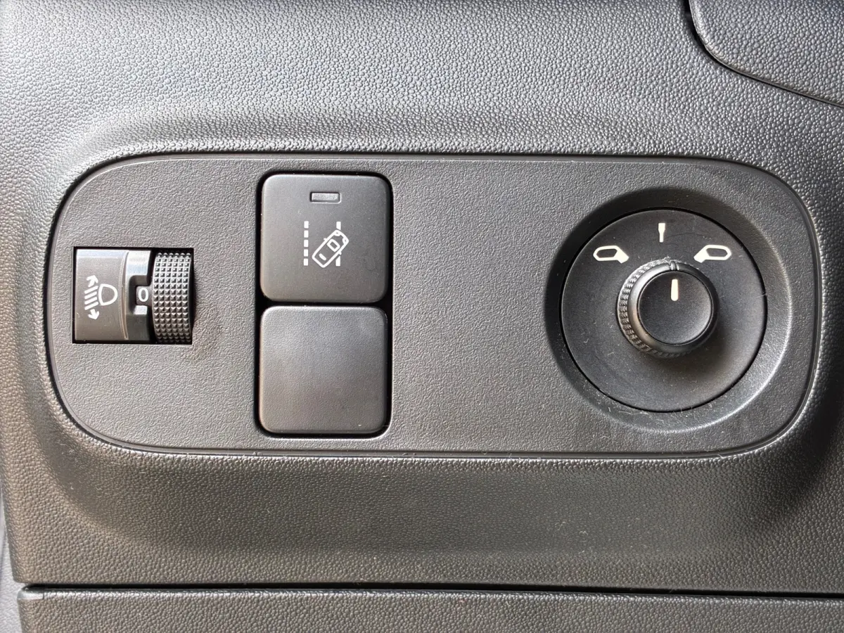 1.2 PureTech S&S Shine|D-riem v.v.|Navigatie|Camera|CruiseControl|Climatronic|Trekhaak