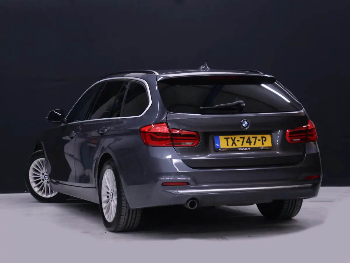 318i Luxury Edition [SCHUIFKANTELDAK, APPLE CARPLAY, MEMORY SEATS, STOELVERWARMING, 360 CAMERA, VOL LEDER, PDC V+A, NAVIGATIE PROFESSIONAL, CLIMATE, ELEKTRISCHE ACHTERKLEP, LED, KEYLESS STAR