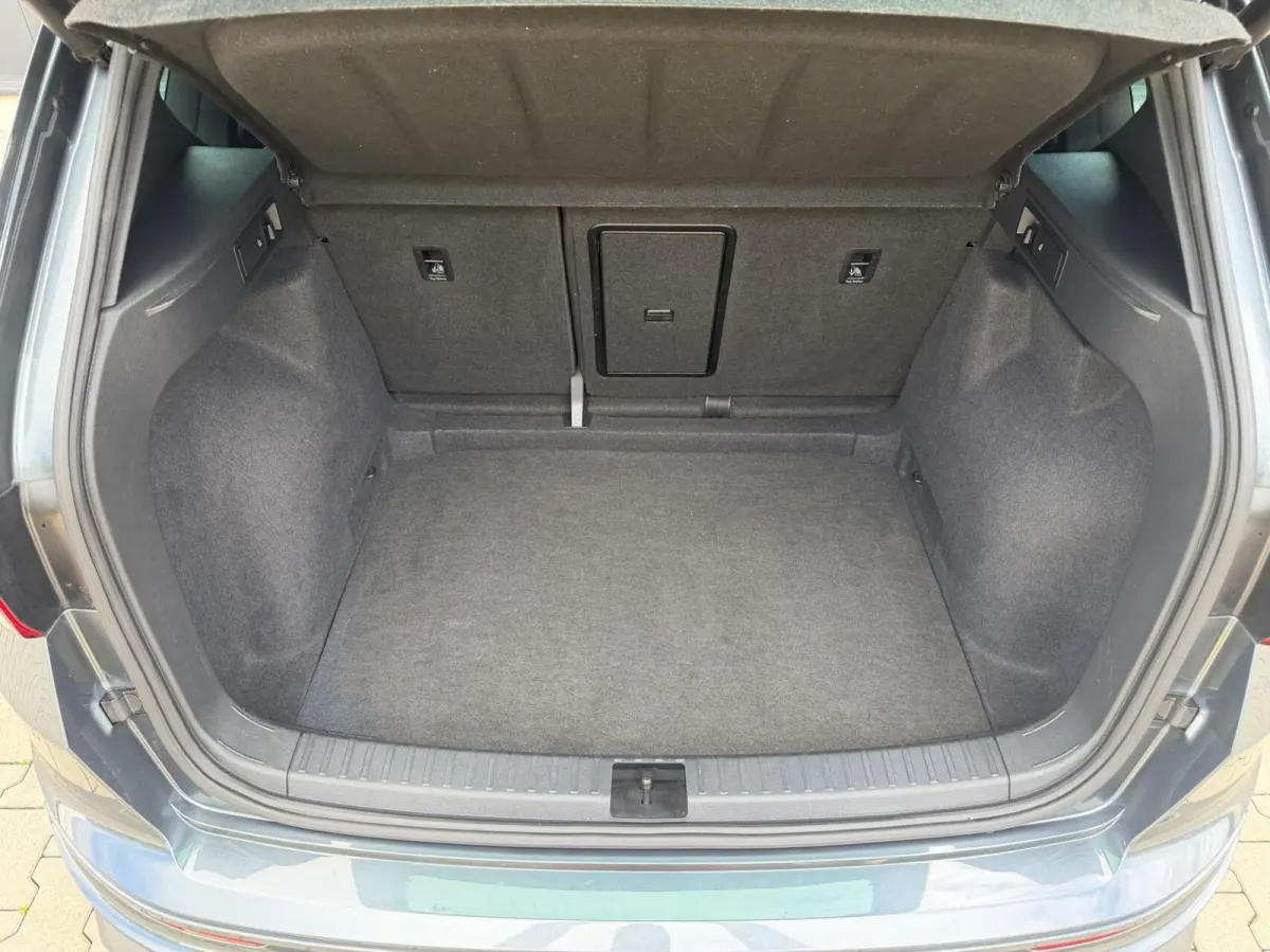 1.5 TSI FR Business Intense 1e Eig Virtual Beats