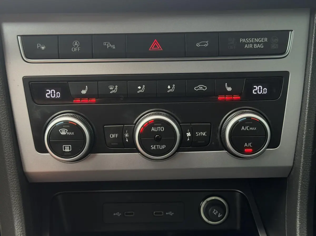 1.5 TSI FR Business Intense 1e Eig Virtual Beats