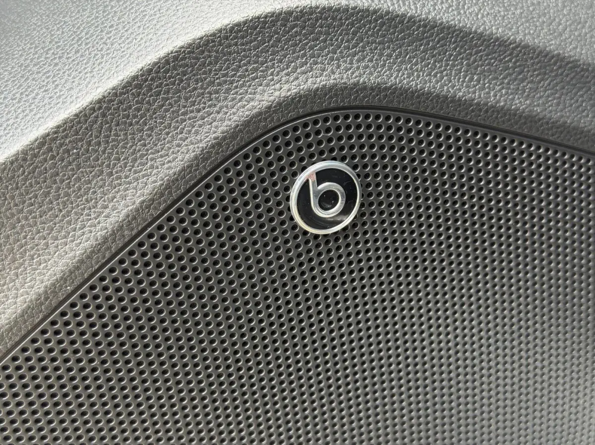 1.5 TSI FR Business Intense 1e Eig Virtual Beats