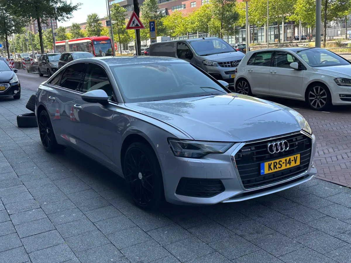 50 TFSI e quattro Business edition Aut Leer Navi Clima Camera Carplay PDC