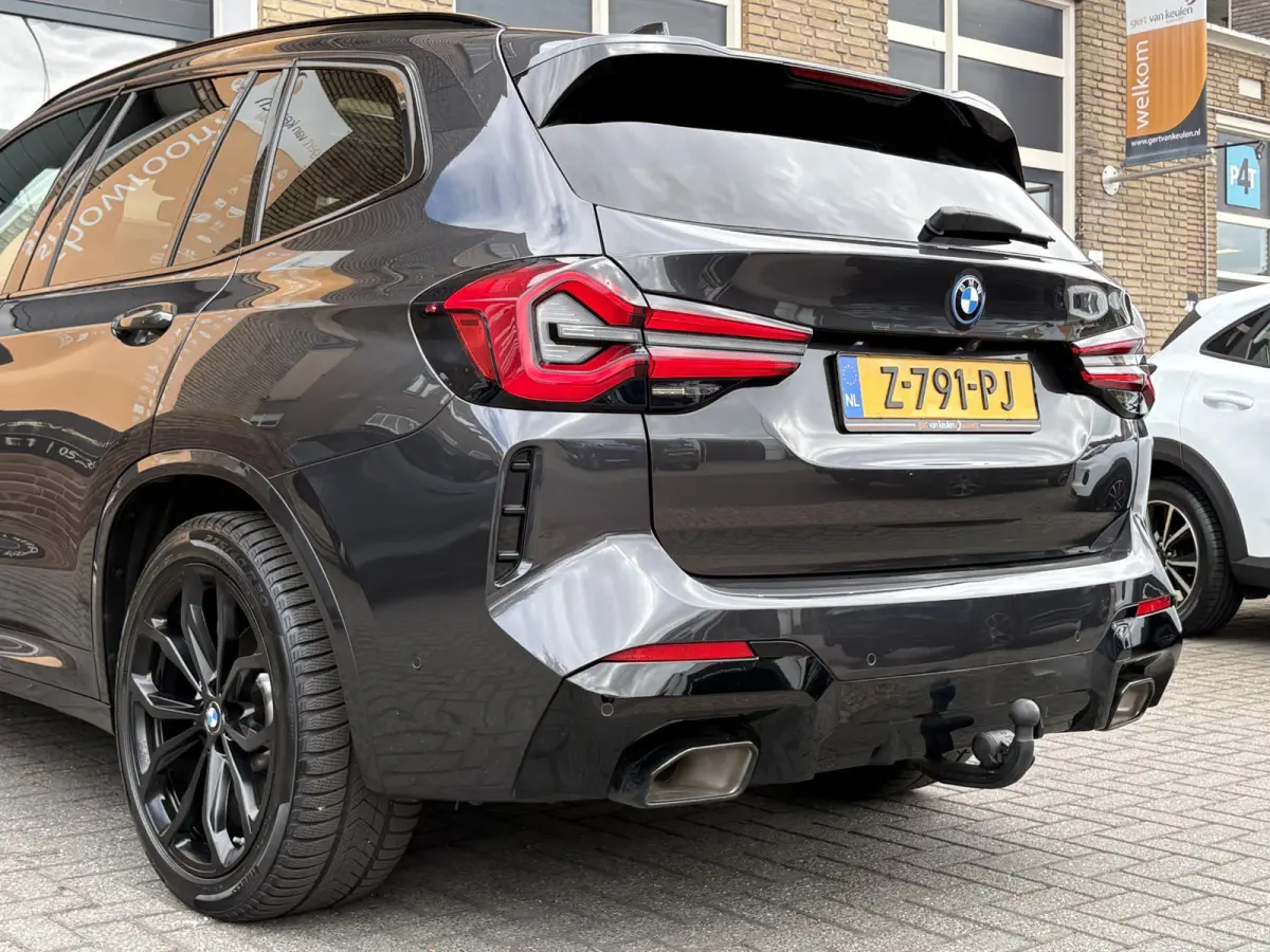 xDrive30e Business Edition Plus 1E EIG./NL-AUTO/FULL OPTIONS!