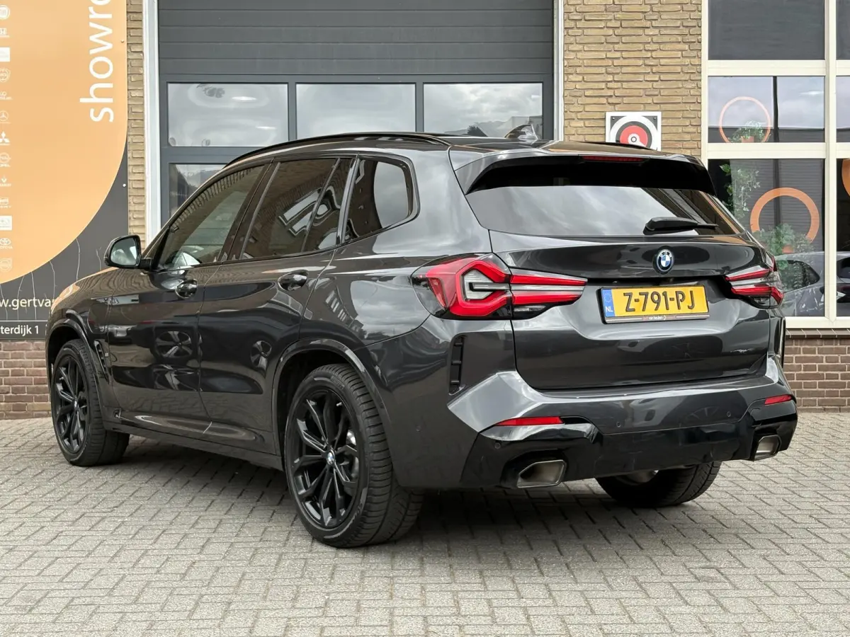 xDrive30e Business Edition Plus 1E EIG./NL-AUTO/FULL OPTIONS!