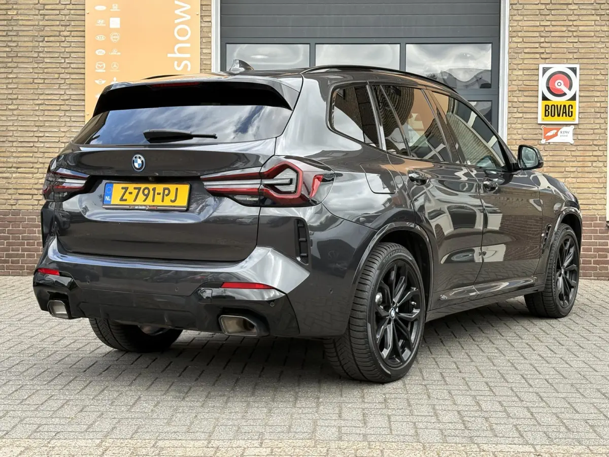 xDrive30e Business Edition Plus 1E EIG./NL-AUTO/FULL OPTIONS!