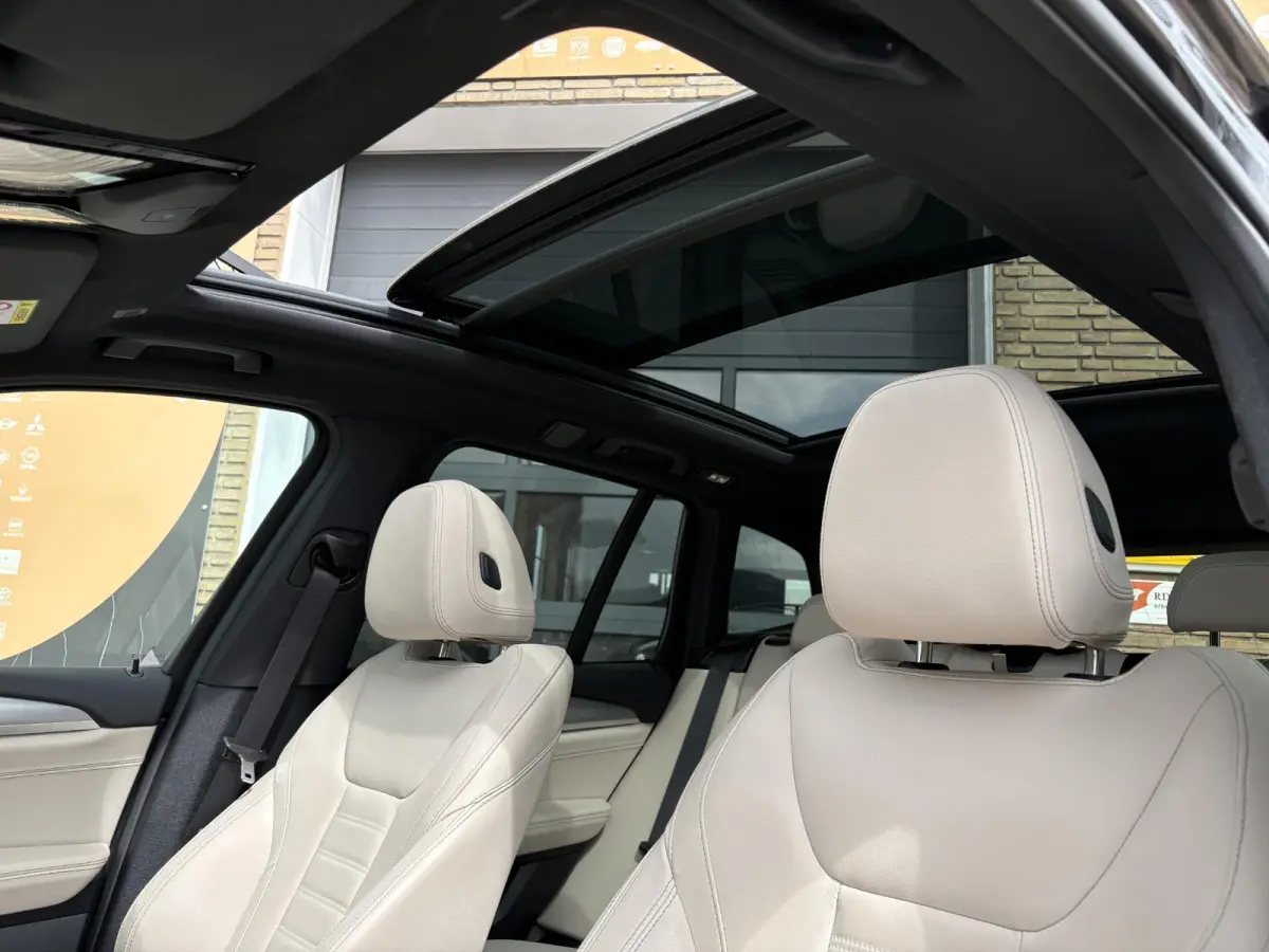 xDrive30e Business Edition Plus 1E EIG./NL-AUTO/FULL OPTIONS!