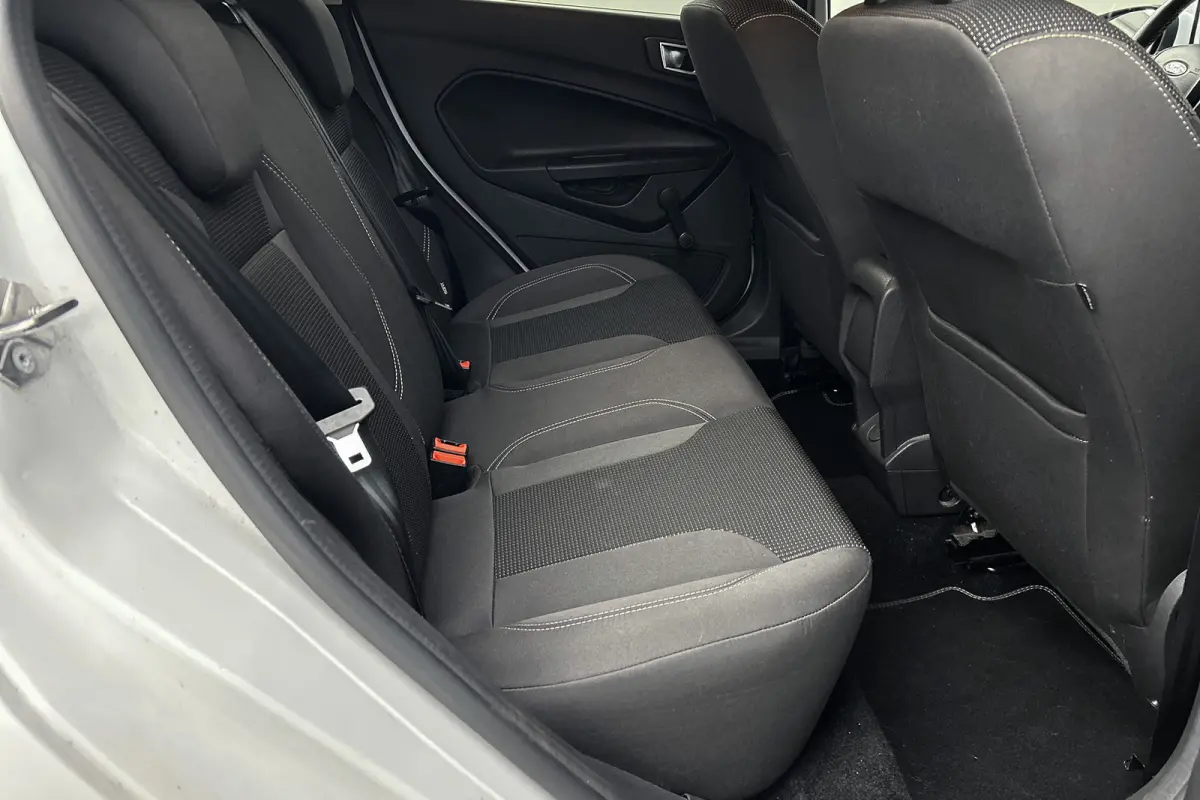 1.0 EcoBoost Titanium | Camera | Cruise control | Airco