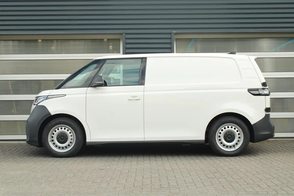 190pk Economy Limited Edition 59 kWh | Stoelverwarming | Achteruitrijcamera