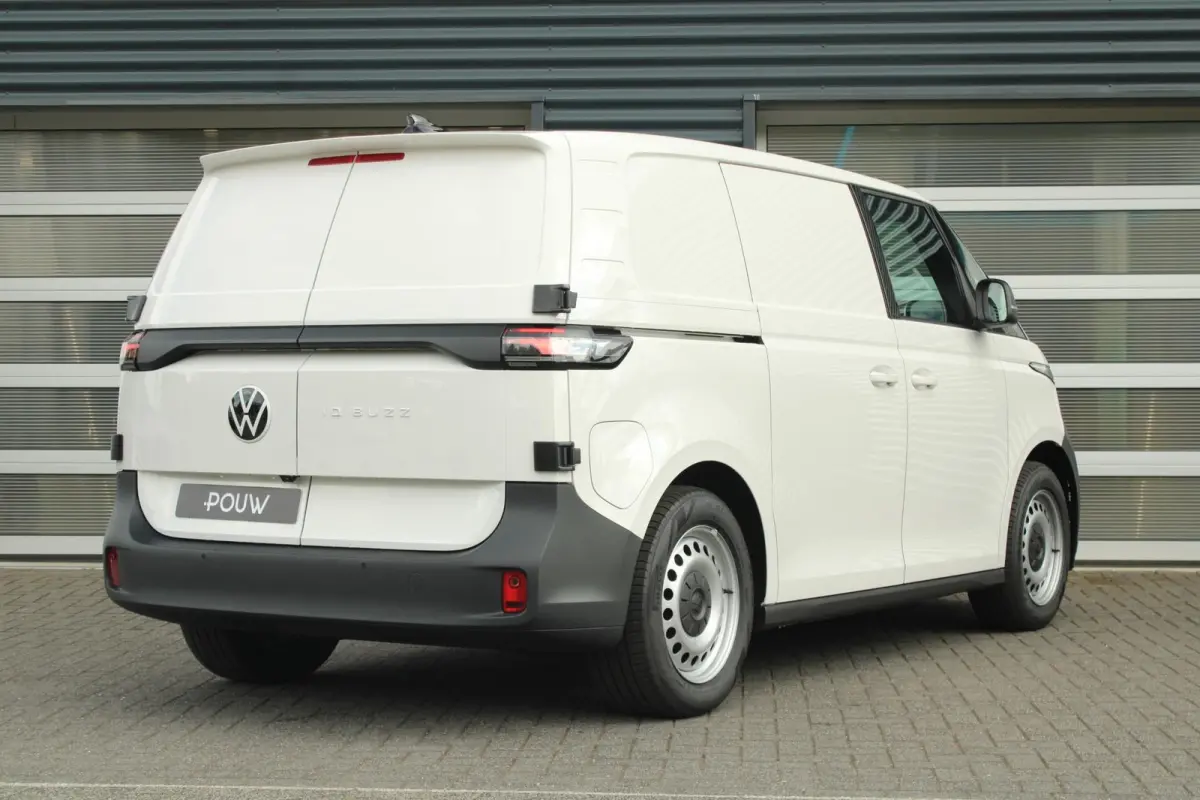 190pk Economy Limited Edition 59 kWh | Stoelverwarming | Achteruitrijcamera