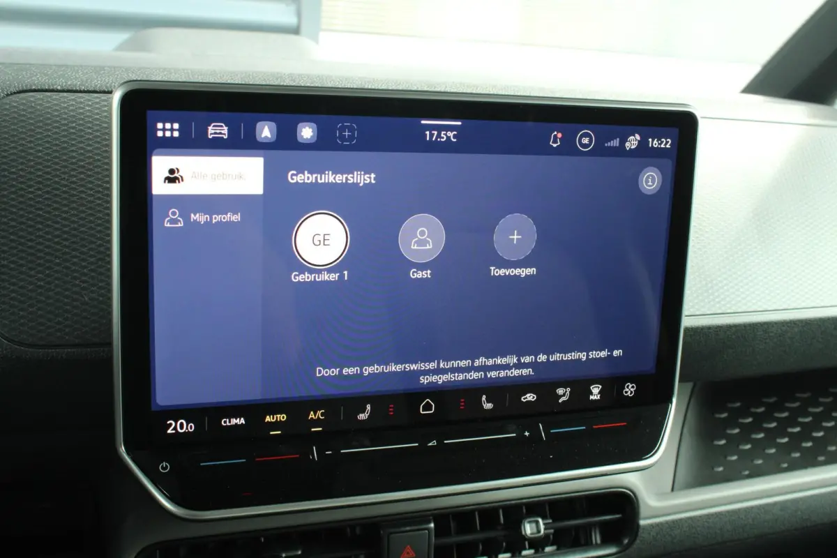 190pk Economy Limited Edition 59 kWh | Stoelverwarming | Achteruitrijcamera