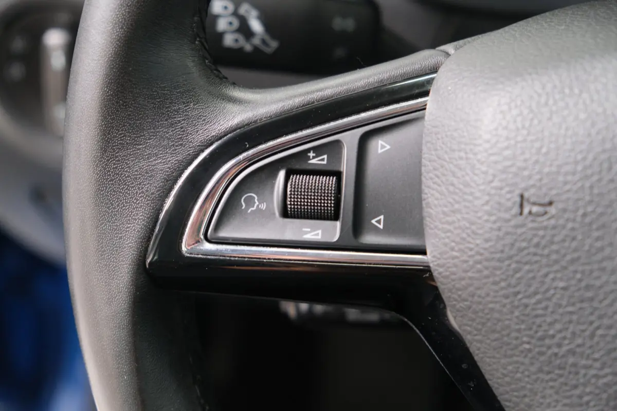 1.0 TSI Greentech Business Edition Plus - N.A.P. Airco, Cruise, Navi, PDC.