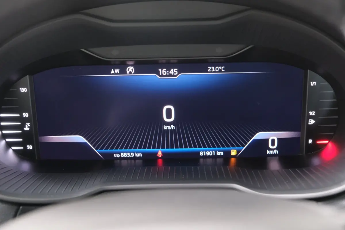 1.0 TSI Greentech Business Edition Plus - N.A.P. Airco, Cruise, Navi, PDC.