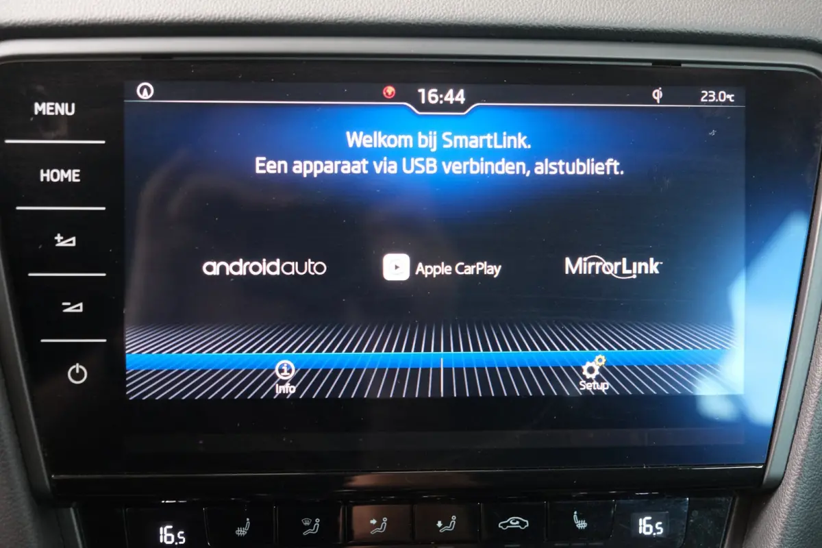 1.0 TSI Greentech Business Edition Plus - N.A.P. Airco, Cruise, Navi, PDC.