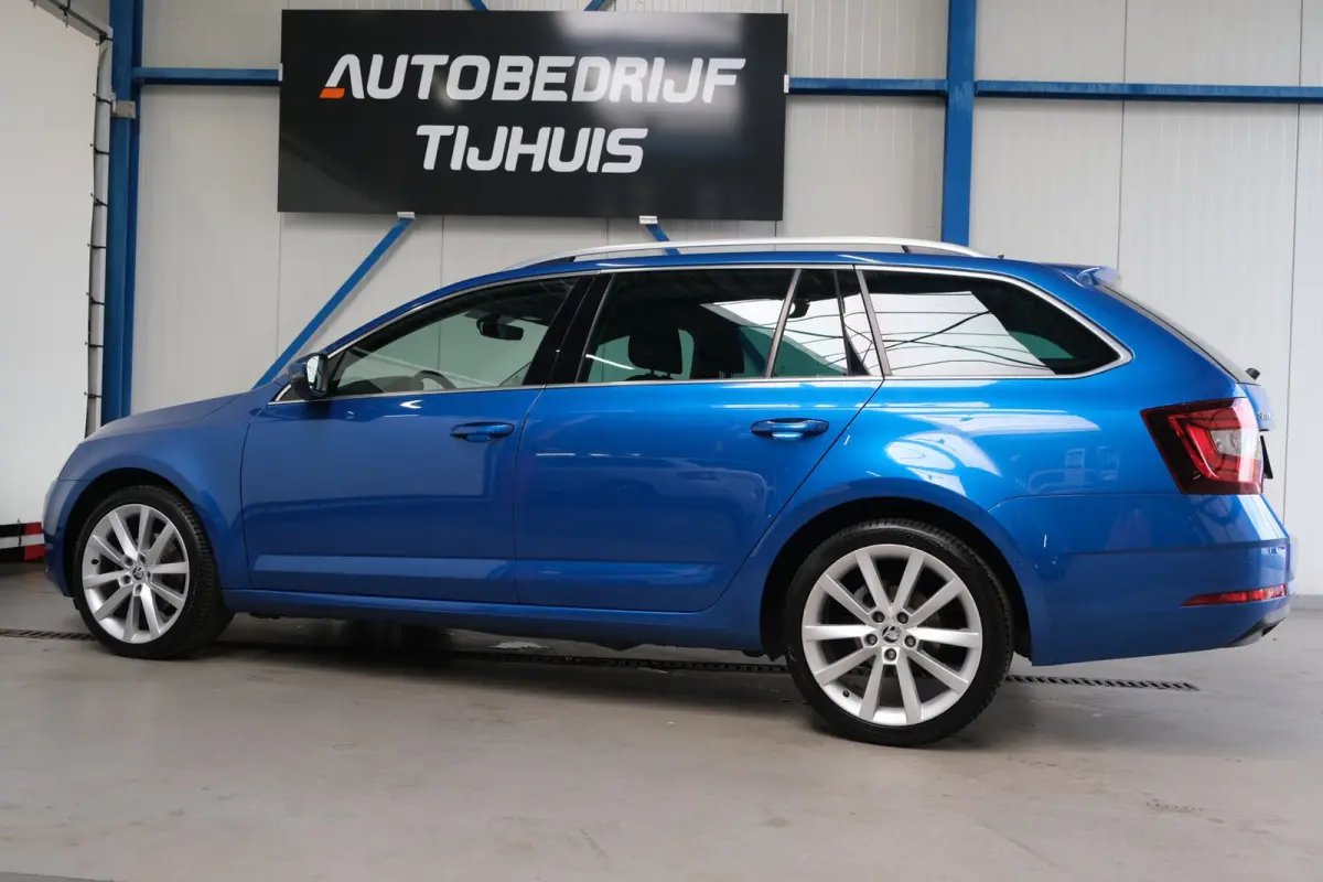 1.0 TSI Greentech Business Edition Plus - N.A.P. Airco, Cruise, Navi, PDC.