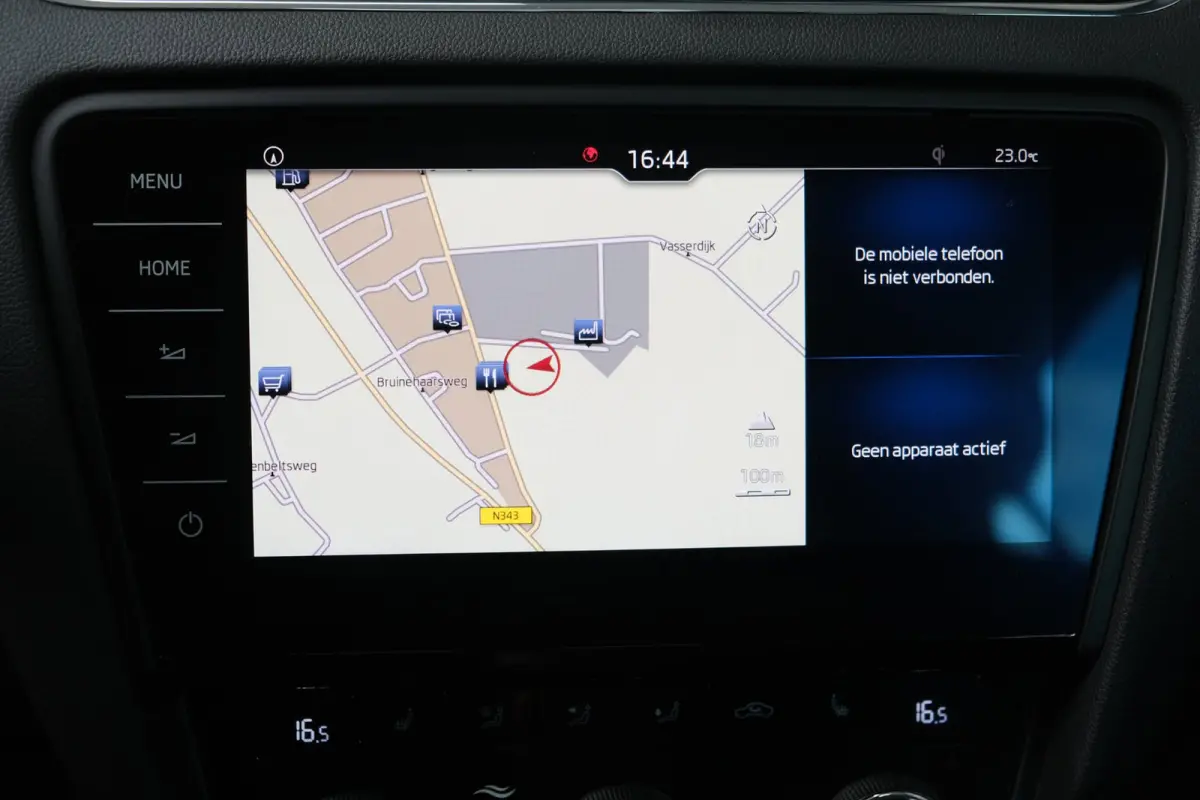1.0 TSI Greentech Business Edition Plus - N.A.P. Airco, Cruise, Navi, PDC.