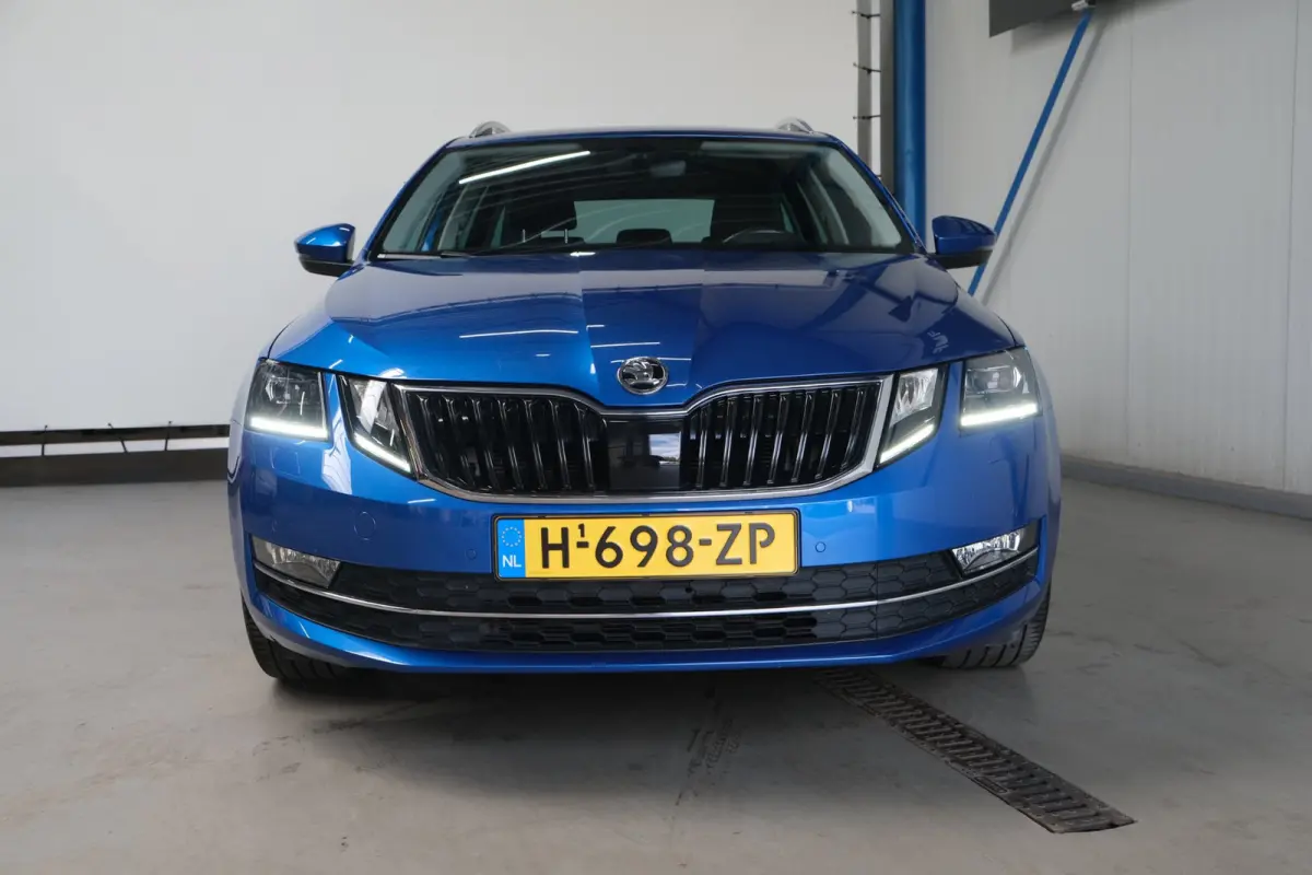 1.0 TSI Greentech Business Edition Plus - N.A.P. Airco, Cruise, Navi, PDC.