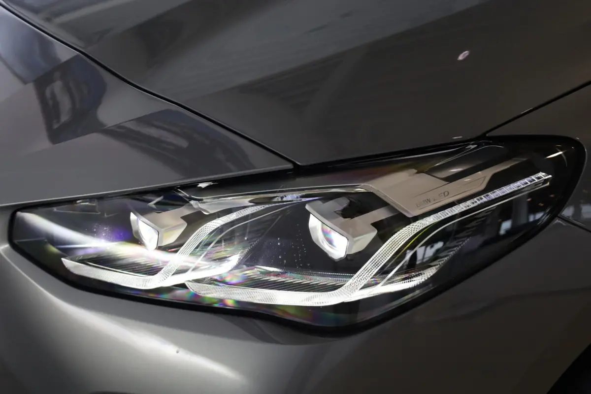 225e xDrive | M Sport | Panoramadak | Driving Assistant Professional | Comfort Access | Head-Up Display | Trekhaak