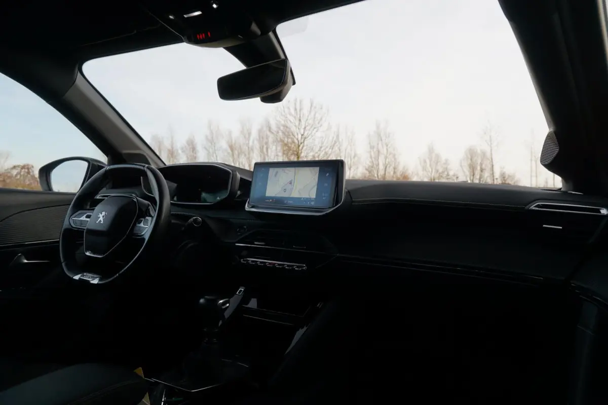 1.2 PureTech GT-line | Rouge Elixer | 3D-cockpit/AppleCarplay/LED/Camera/NAV - Lekker sportief!